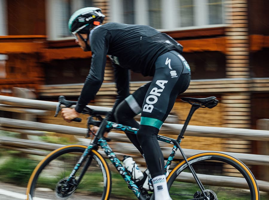 Specialized Reimagines the Bike Saddle with OECHSLER and Carbon